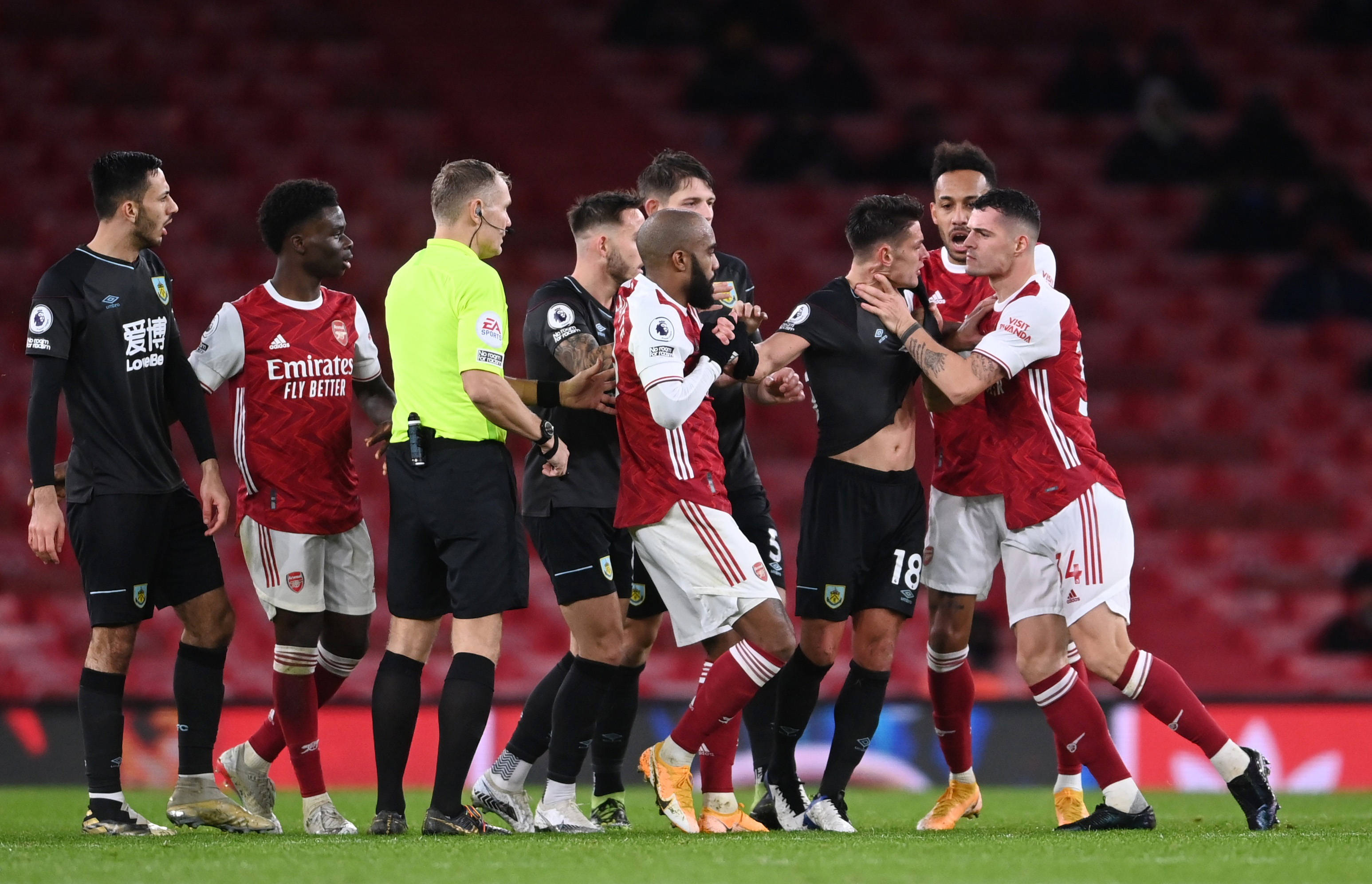 绝杀背后所 绝杀背后所